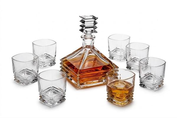 Комплект гараф+чаши уиски Maria Bohemia, цена 89,50 €